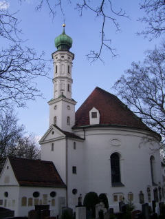 Foto der St.-Michaelskapelle im Hermannfriedhof